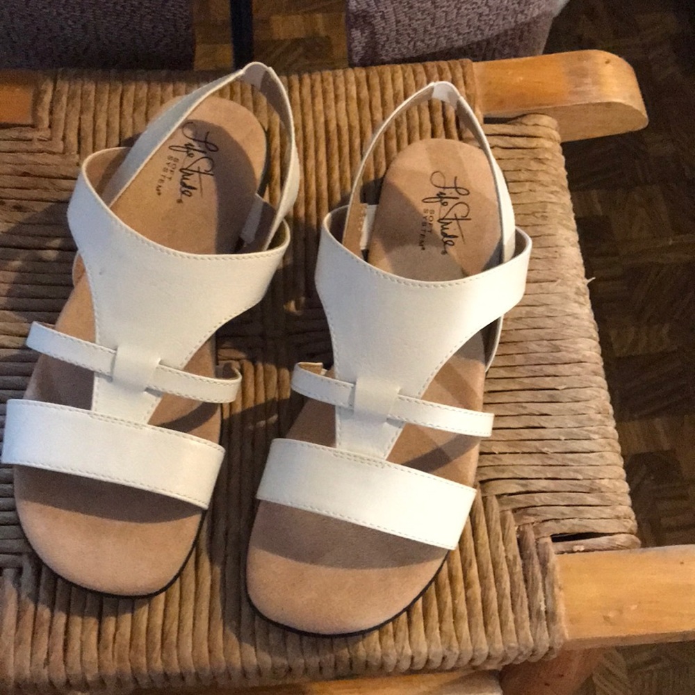 LifeStride step Bounce stride Sandals